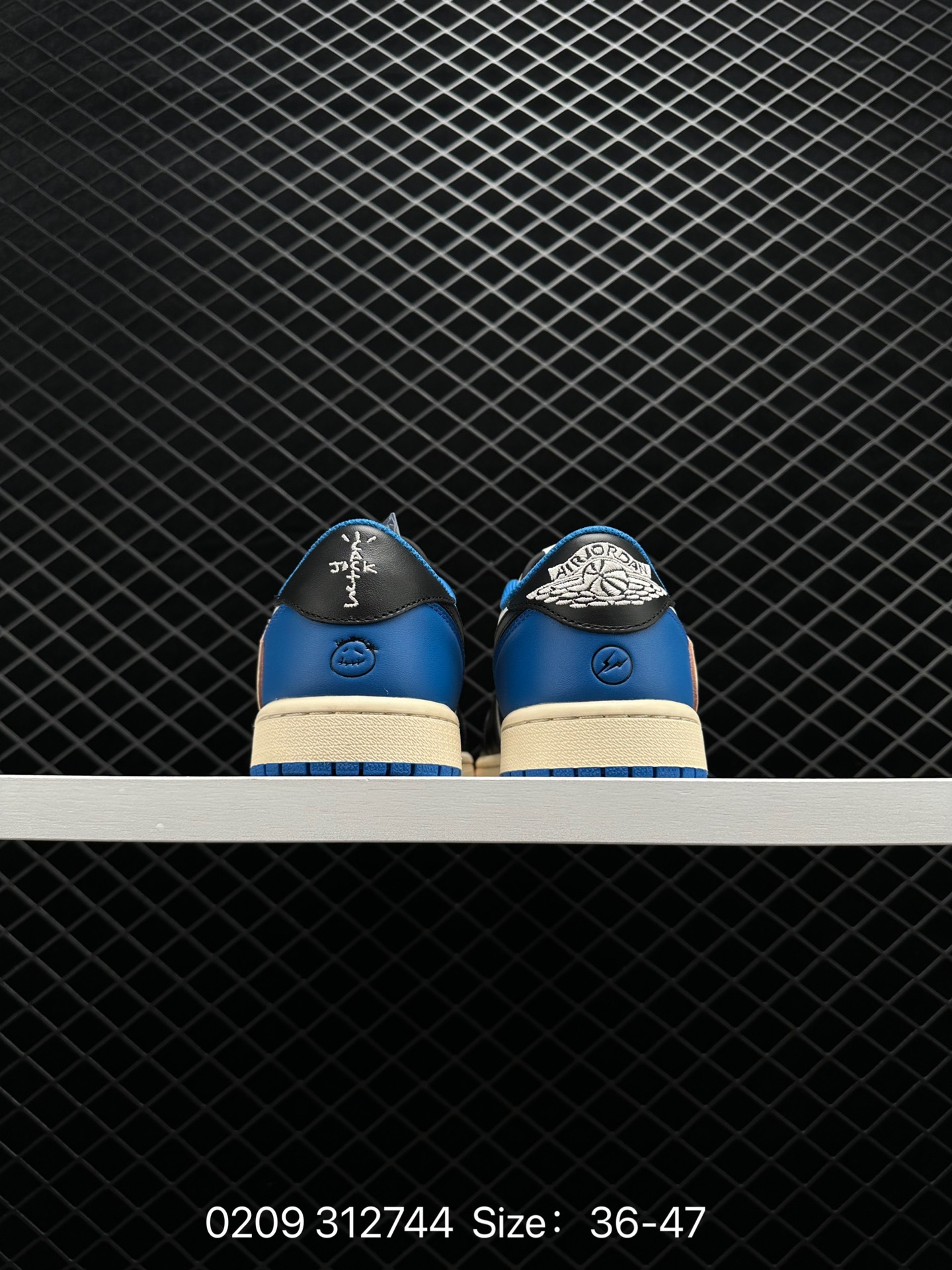 fragment design x Travis Scott x Nike Air Jordan 1 Low OG SP